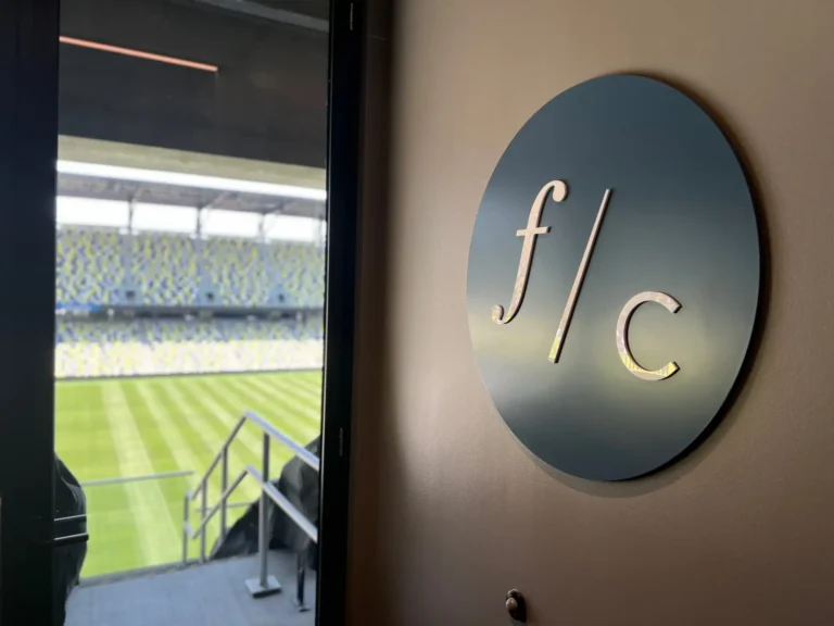 Fourth Capital GEODIS Stadium corporate suite